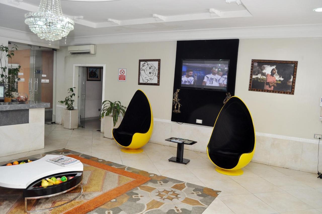 Primal Hotel Isaac John Gra Ikeja Exterior photo